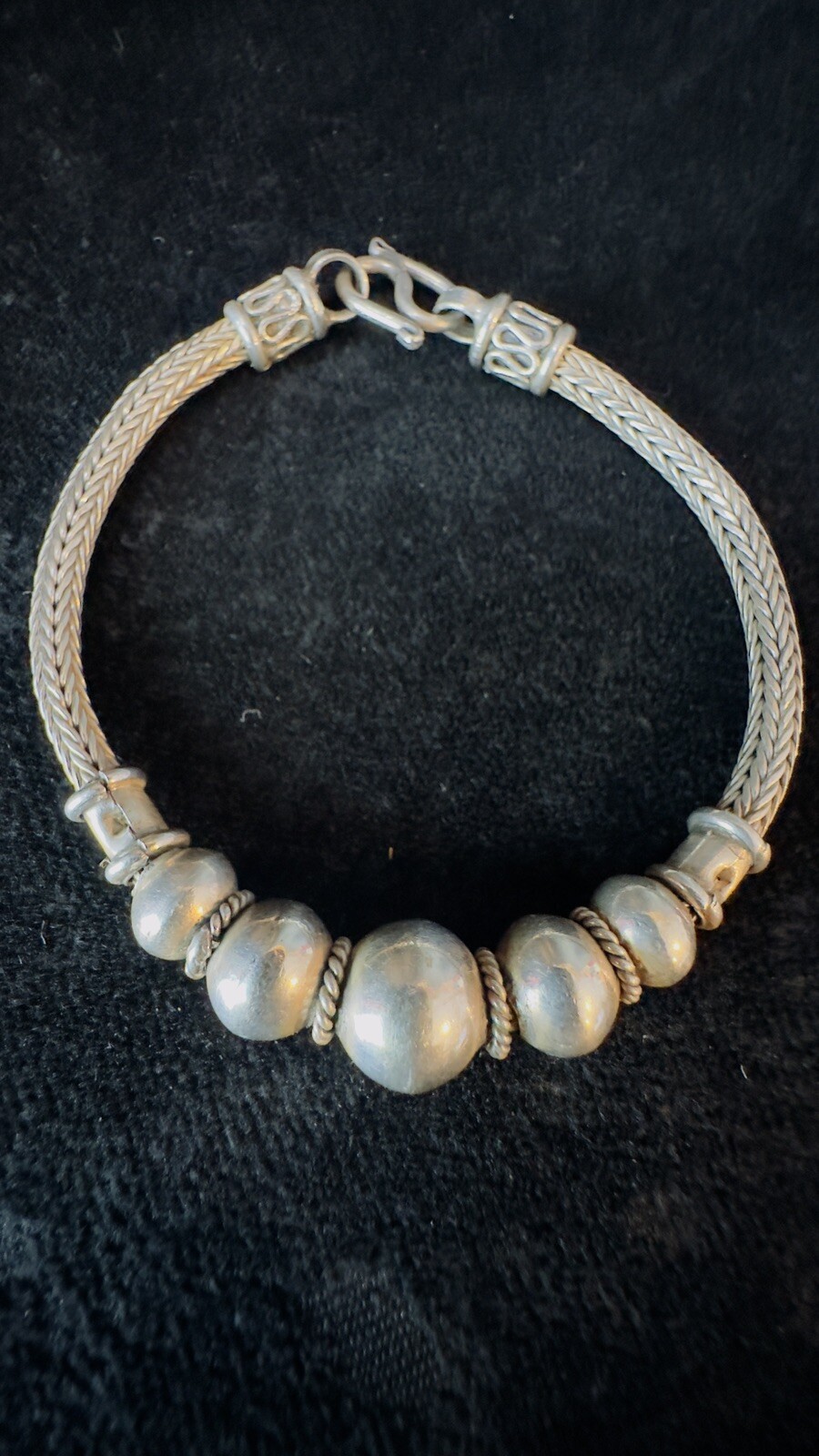 925 Sterling Silver Bali Snake Chain W/ 5 Silver Balls Graduating Bracelet 7”