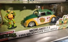 1/24 Jada 1959 Volkswagen Drag Beetle & Michelangelo Figure Ninja Turtles 33741