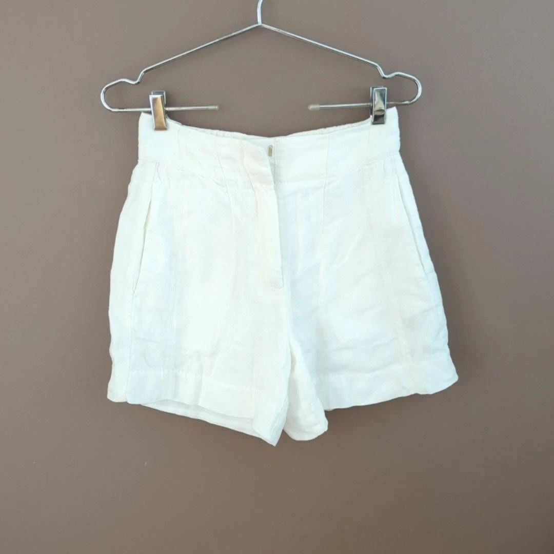 Country Road Shorts Womens 8 White Organic Linen Pleated Elastic Waist Chino