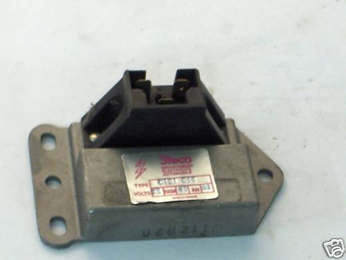 Régulateur Motorola 9RH8092 pour réparer le circuit de charge Mercedes O 305