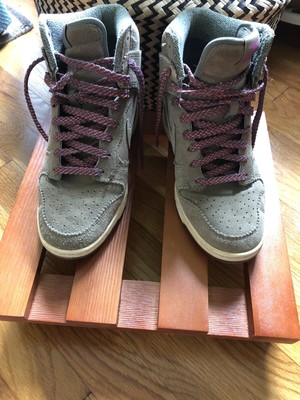 olive green nike wedge sneakers