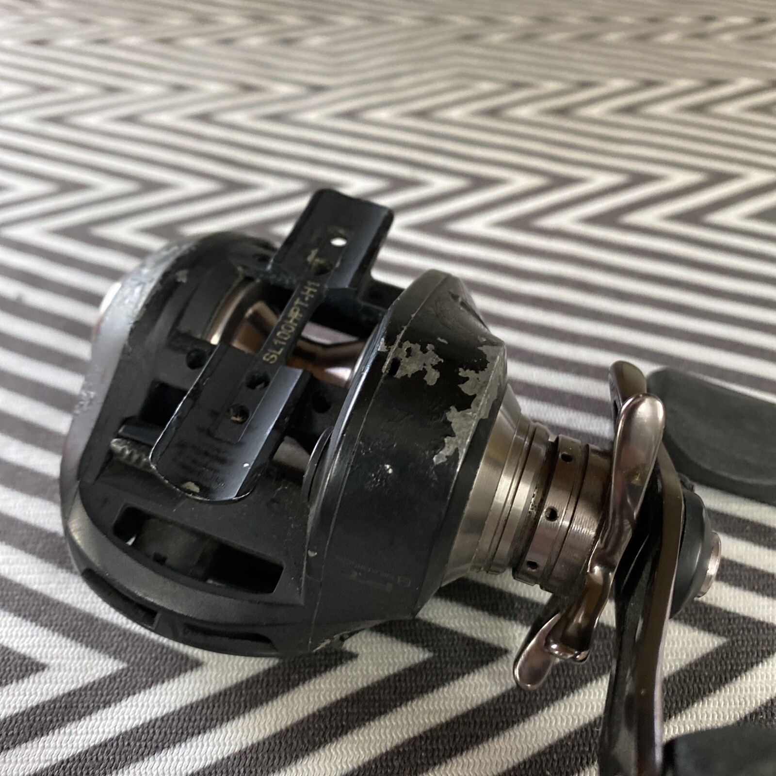Quantum Smoke SL100HPT Right Handed 7.0:1 Fishing Reel 8 Bearings ACS System