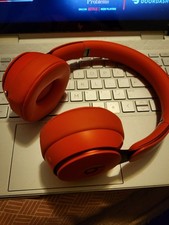 BEATS studio 3 wireless over ear headphones - model A 1881 Great Condition