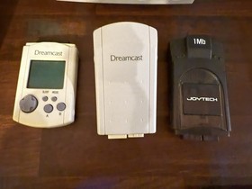 Sega Dreamcast HKT-3030 Console With 2 Controllers, 3 Games And Accessories