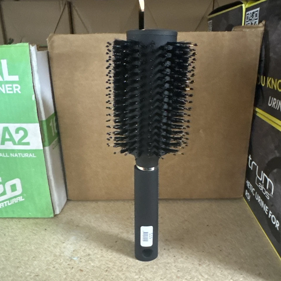 Cepillo de pelo redondo Stash Secret Container Diversion para mujer Foto 2 de 3