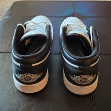 Nike Air Jordan 1 Low Men s Lace-Up Basketbal...