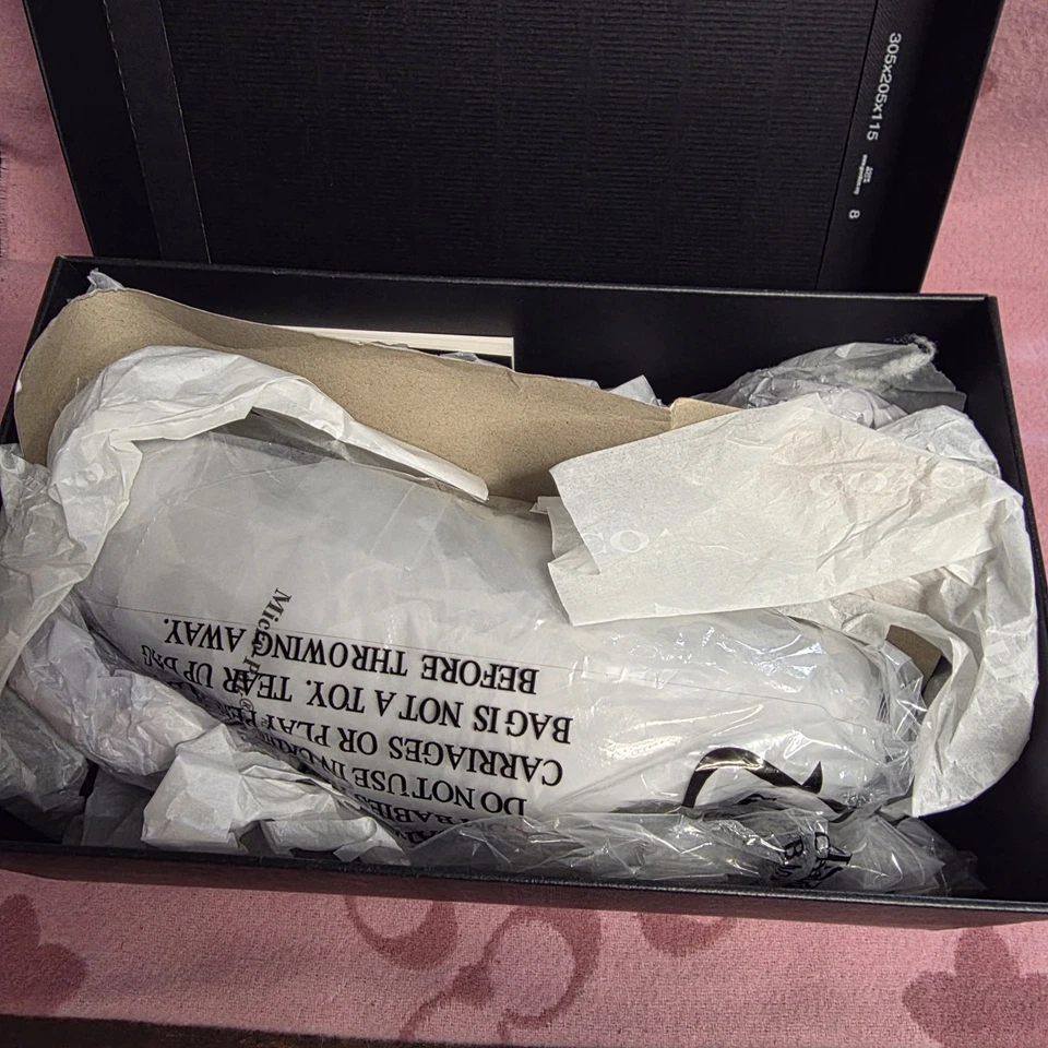 Zapatilla para mujer Coach Rachelle negra acolchada sin cordones con logotipo de piel talla 6,5 C6798 Foto 3 de 4