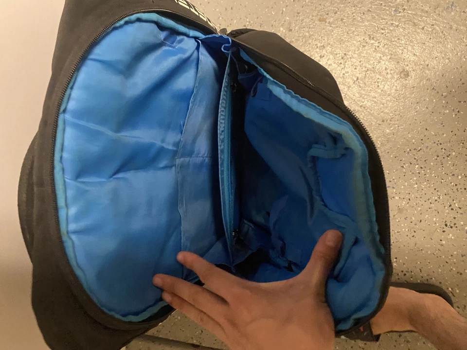 Mochila Ghostek Foto 3 de 4