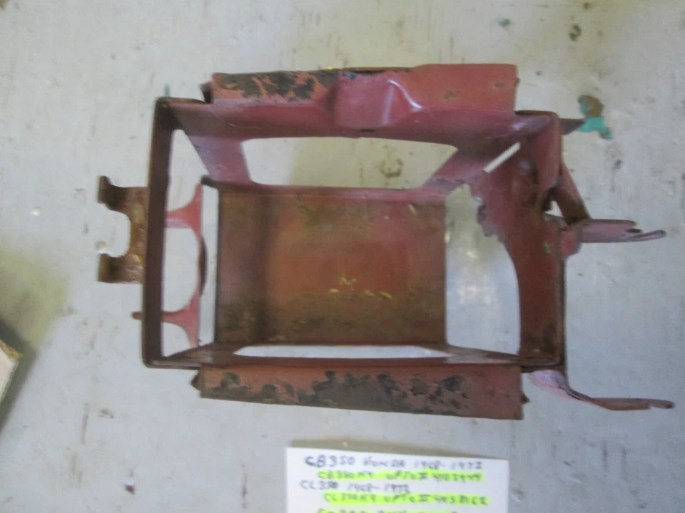 CAJA BATERÍA HONDA CB350/CL350 VINTAGE 1968-1972 50325-344-000B Foto 2 de 4