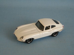 jaguar e type toy car