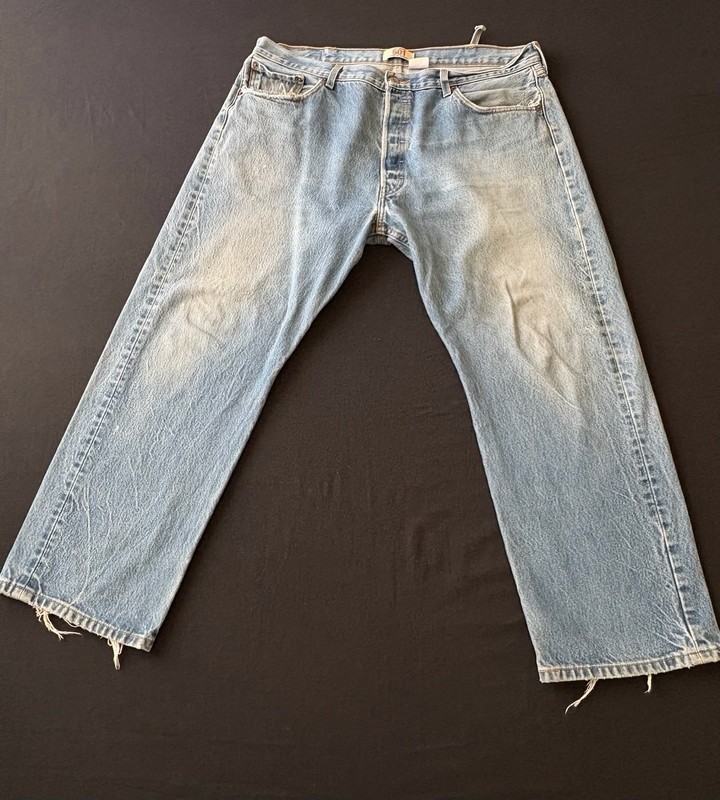 Levi’s 501 men’s denim jeans button-fly straight relaxed 36x28 100% cotton Y2K