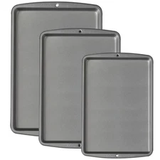 Wilton Premium Non-Stick Cookie Sheet Pan Bakeware Set 3-Piece NEW