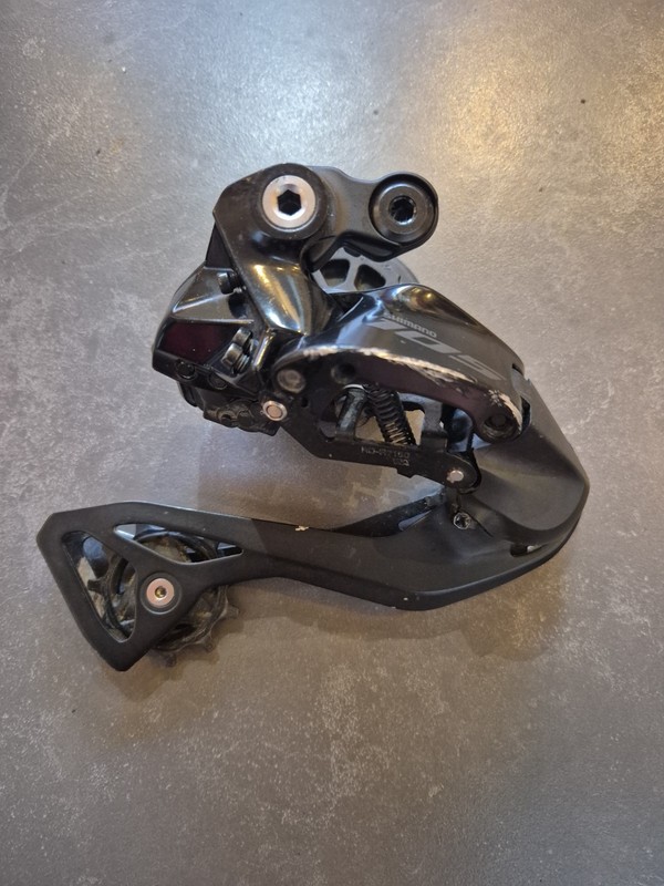 Shimano RD-R7150 105 Di2 12-speed Rear Derailleur