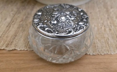 Pretty Silverplate 3.5'' Vanity Powder Jar Cut Glass Gorham 1847 EPYC Roses VGC 