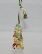 Lenox Presents From Pooh Disney Showcase Collection Annual Ornament 876929 Boxed