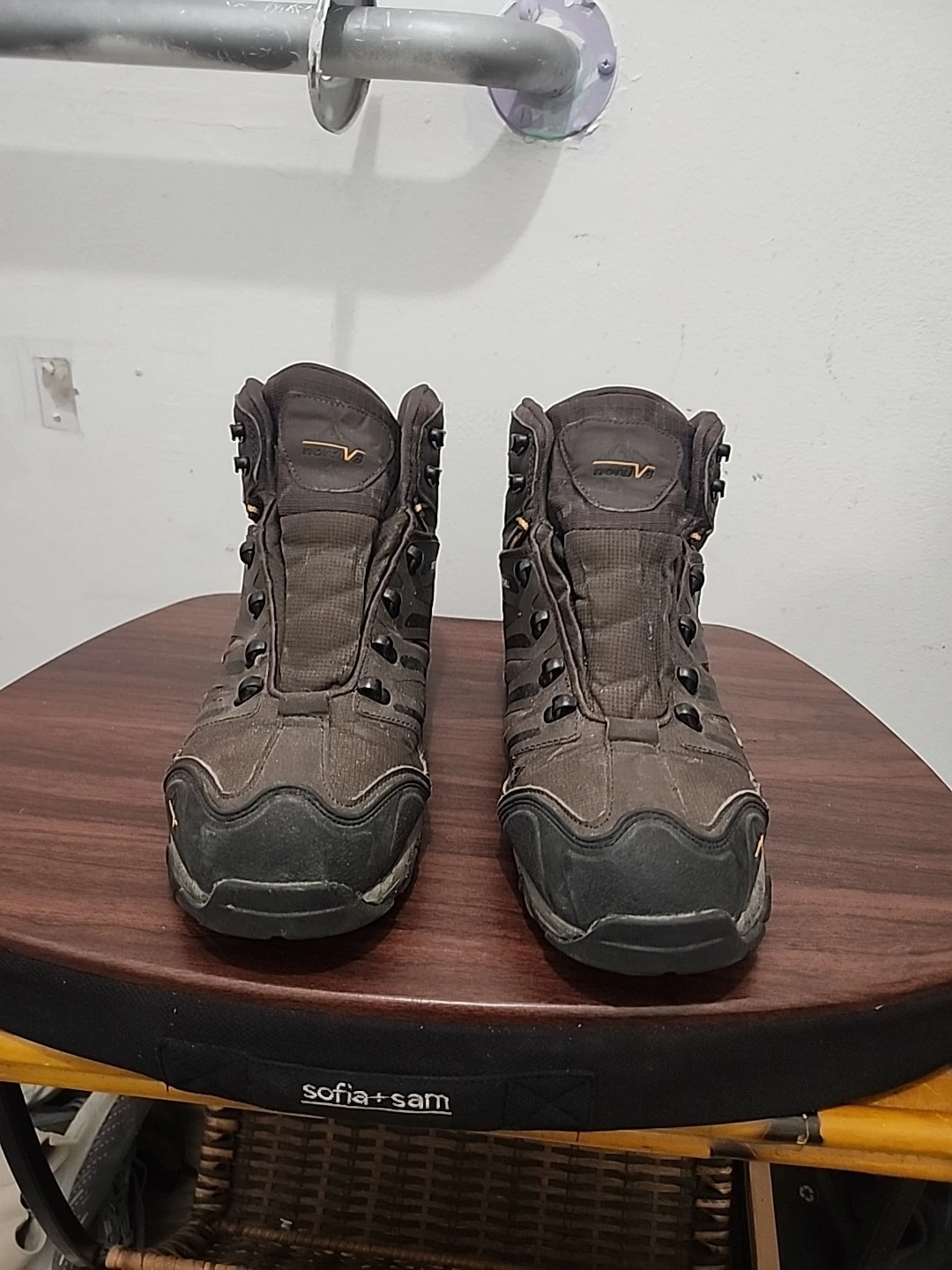 Men's Hiking Boots Waterproof Outdoor High/Low Top Work Shoes US 12