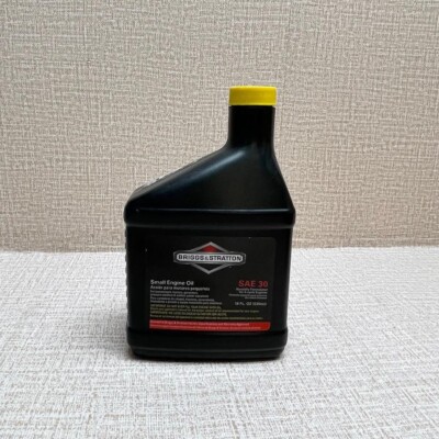 Briggs & Stratton 100005 SAE 30W 4-Cycle Engine Oil, 18 oz