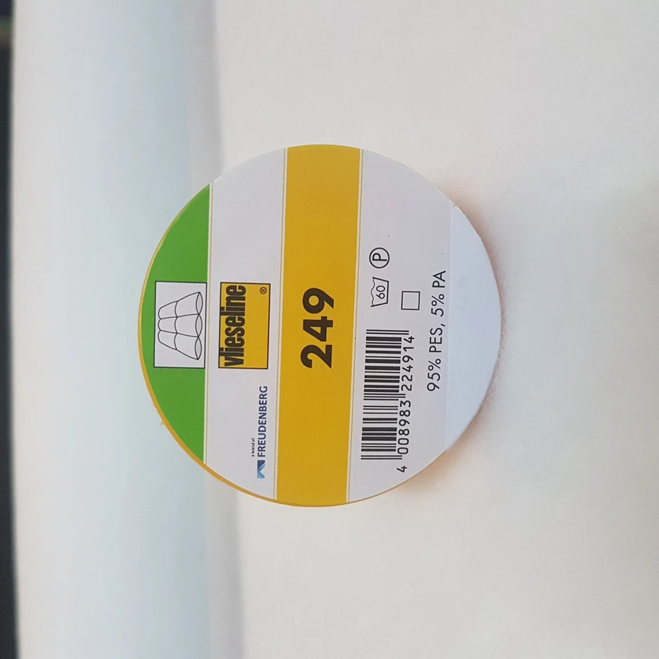 0,5m VLIESELINE dünnes Volumenvlies 249 Freudenberg Steppeinlage Näheinlage