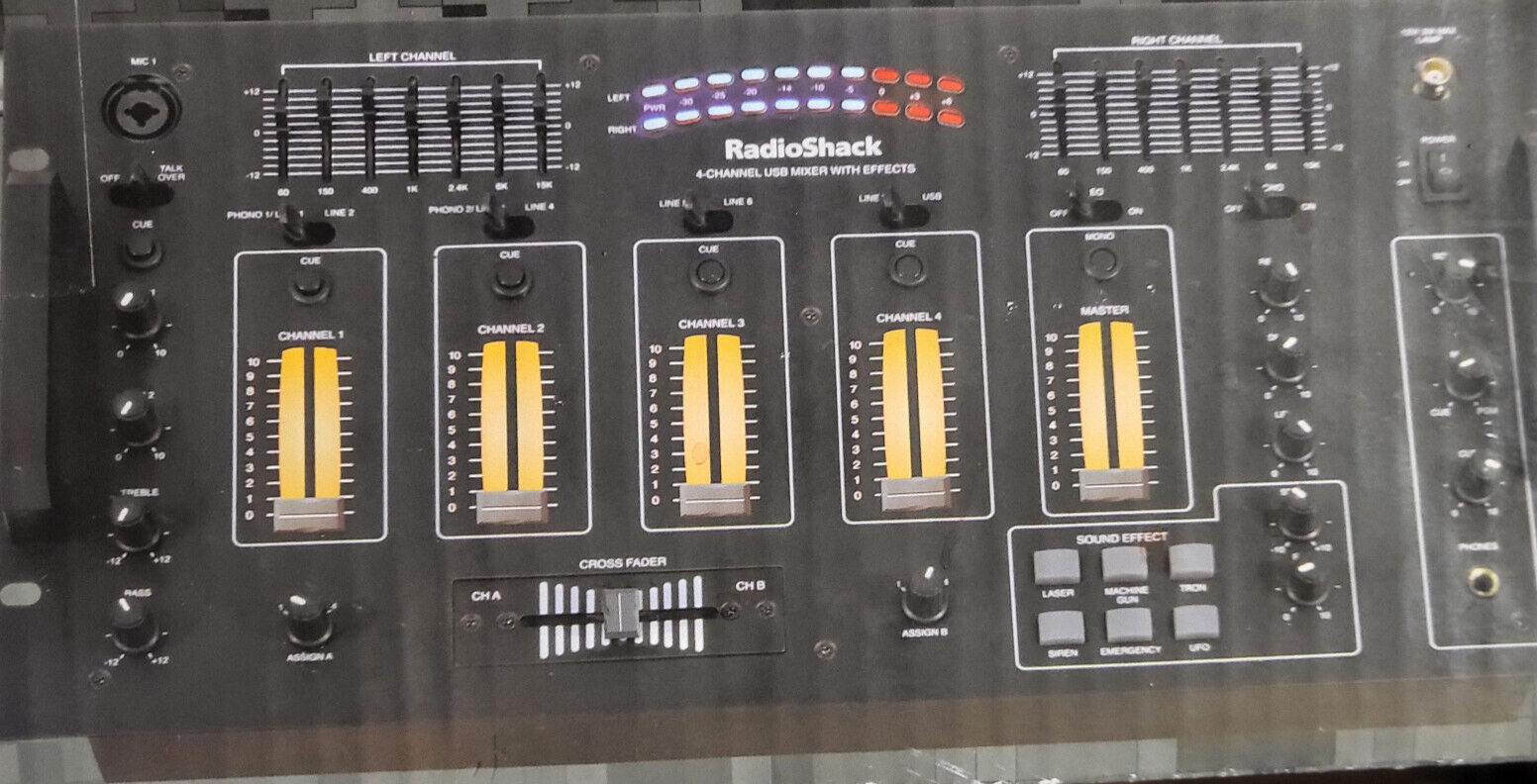 Radio Shack 4 Channel Stereo Mixer With Microphone