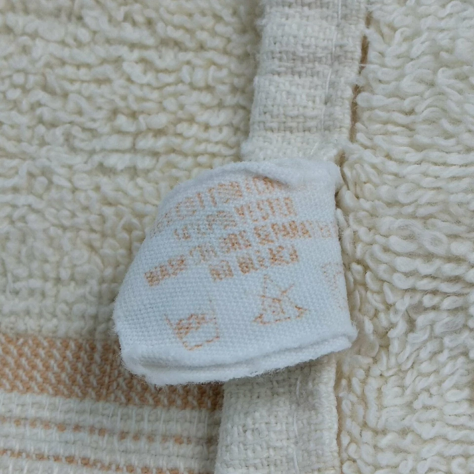 Toalla de baño vintage Cannon - beige a rayas crema lisa - Hecha en EE. UU. - 47 X 24 pulgadas Foto 4 de 4