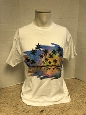Hawaii Destination Graphic T-Shirt White Men  s Size Large Beach Travel Vacation