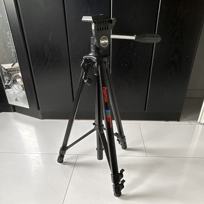 Hama Profil 26 Kamera-Stativ mit Panorama-/Schwenkkopf, einstellbare Beine