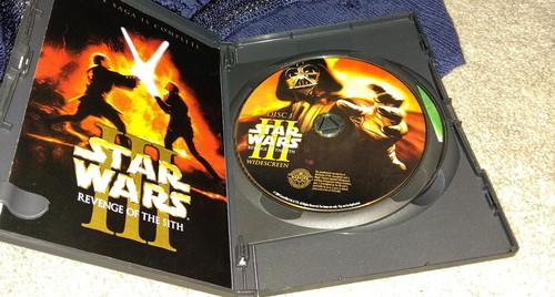 Star Wars: Episode III - Revenge of the Sith (DVD, 2005, 2-Disc Set, Widescreen) - Picture 2 of 5