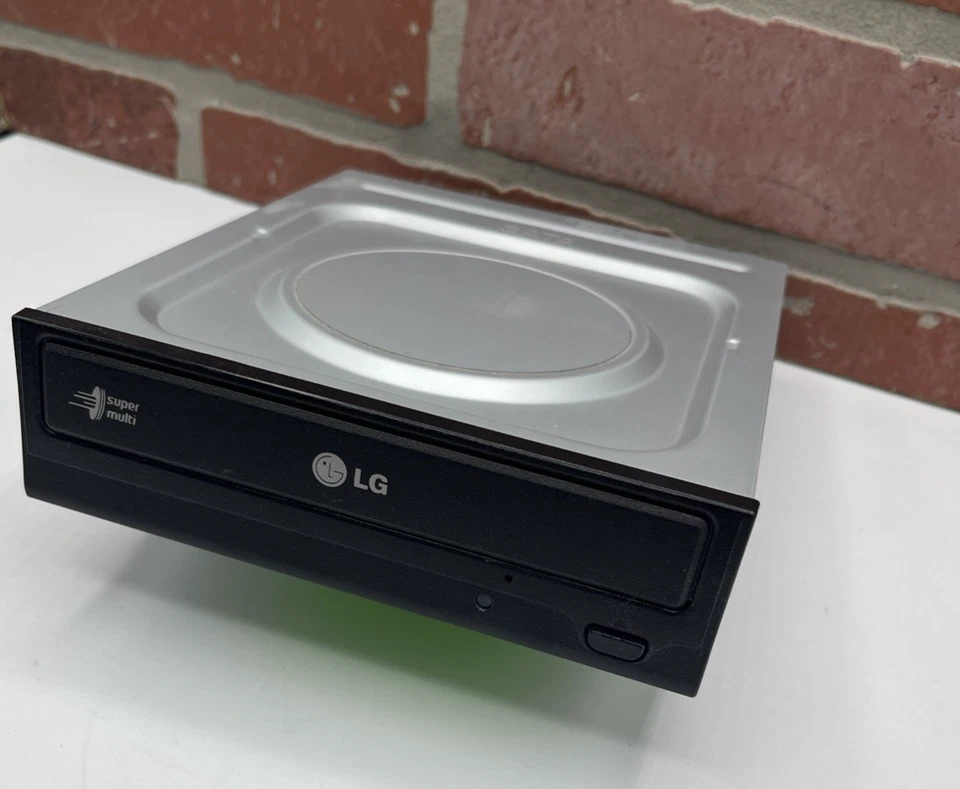 LG SUPER MULTI DVD REESCRITOR MODELO # GH22NS40 IDE ¡ENVÍO RÁPIDO! ⚡⚡⚡ Foto 2 de 4