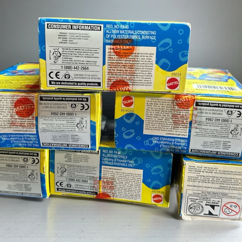 Figura coleccionable Nickelodeon 1998 Rugrats Spike Slumber Party Foto 2 de 4