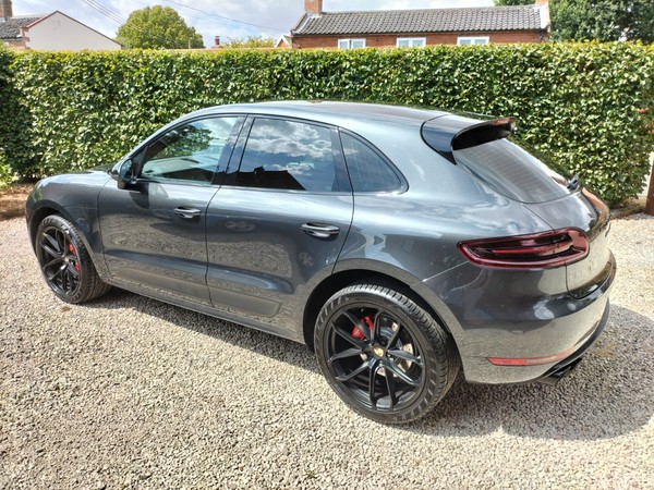 eBay - Porsche Macan GTS