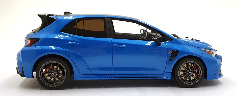 Otto Models 1/18 Scale Resin OT1169 - Toyota Corolla GR Circui Edition - Blue - Image 3 of 4