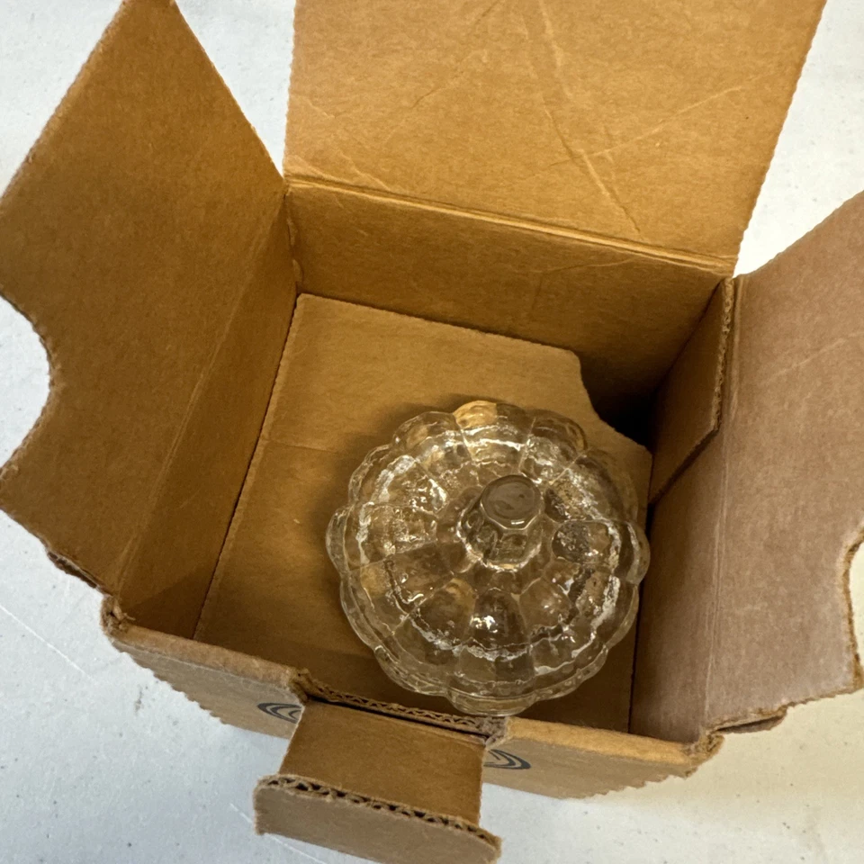 Candelabro y caja de cristal vintage para interiores del hogar calabaza y cubierta 1105 hecho en EE. UU. Foto 4 de 4