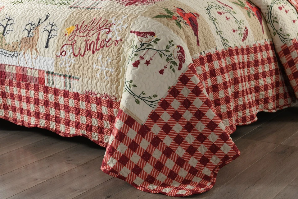 3 Pcs Cozy Cabin Christmas Quilt Set – Festive Bedspread with Rustic Lodge Charm - Image 4 of 4