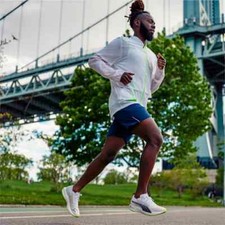 PUMA Men's Ultra Woven Running Jacket NWT Size: LARGE