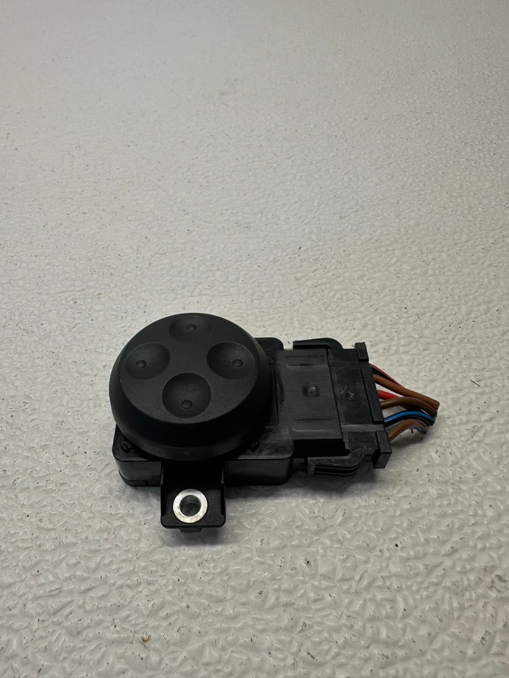 Interruptor de control de ajuste del asiento derecho Audi A7 Quattro 2011 2017 8E0959777B OEM 242104 Foto 4 de 4