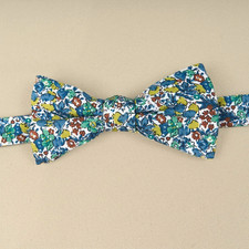 Stafford Cotton Floral Bow Tie Men's Pre-Tied Adjustable