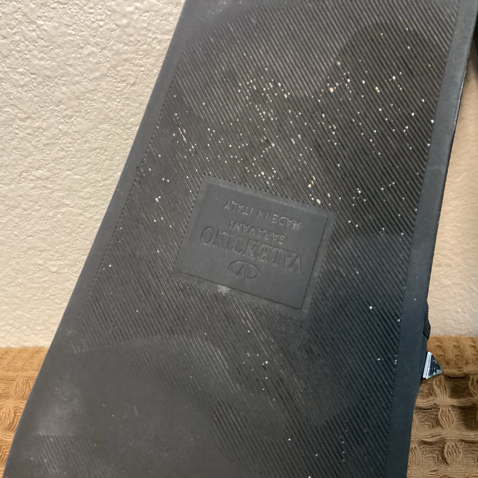 Valentino Garavani Rockstud Black Women’s Slides Size 37 US 6 Sandals Italy thumbnail 9