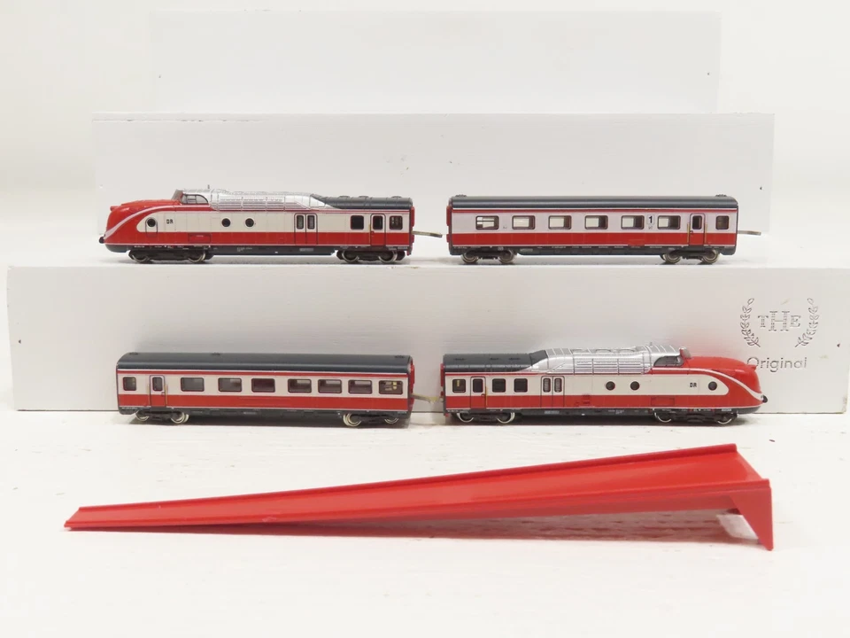 Marklin 88731 Z Mini Club DR Diesel Passenger Train Set LN  - Image 2 of 4