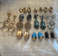 Lot 11 pairs 1singles Vintage clip on/screw back Earrings, some signed Estate
