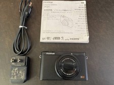FUJIFILM XQ1 Black Working