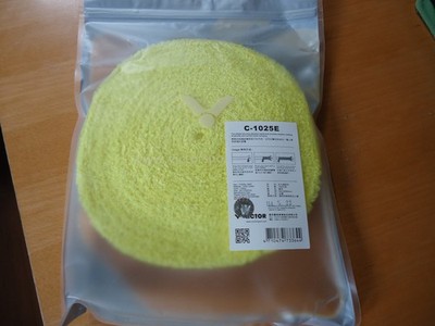 One roll of Victor Badminton Towel grips C-1025A 3x1000 cm grip yellow