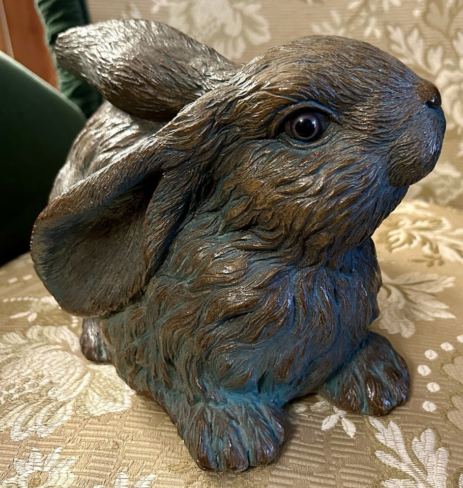 Vintage Sculpture Figurine 11