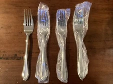 Oneida Joann Dinner Forks, Set of 4, new