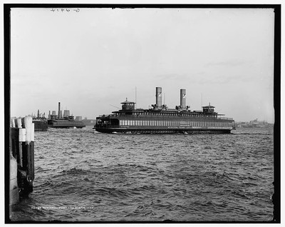 Municipal ferry,boats,ships,City,New York,NY,Detroit Publishing Company,1908