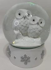 Winter Wonder Lane Owl & Snowflake Snow Globe Table Decor