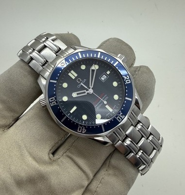 Omega Seamaster Blue Wave Red Line Dial Quartz 41mm Steel Watch 2221.80 B+P