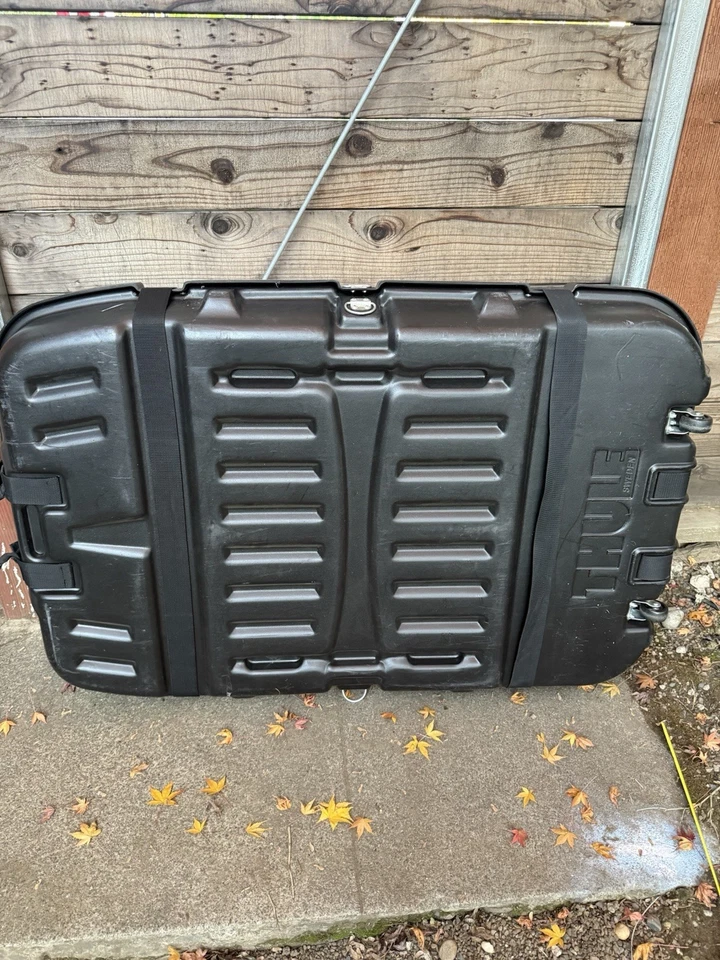 Estuche rígido para bicicleta de transición de ida y vuelta Thule 699 (versión MTB/carretera) + bolsas y herramientas Foto 3 de 4