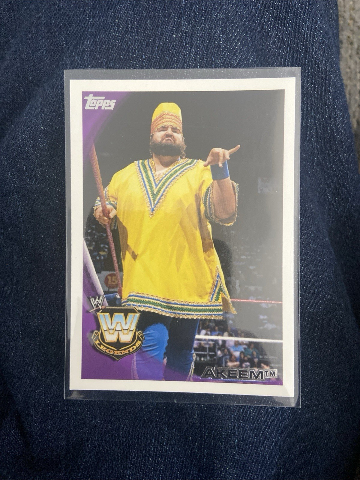 2010 Topps WWE #81 Akeem