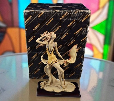 Giuseppe Armani Girl at Sea Seashore Summer 0540-P Florence Sculpture d'Arte Box
