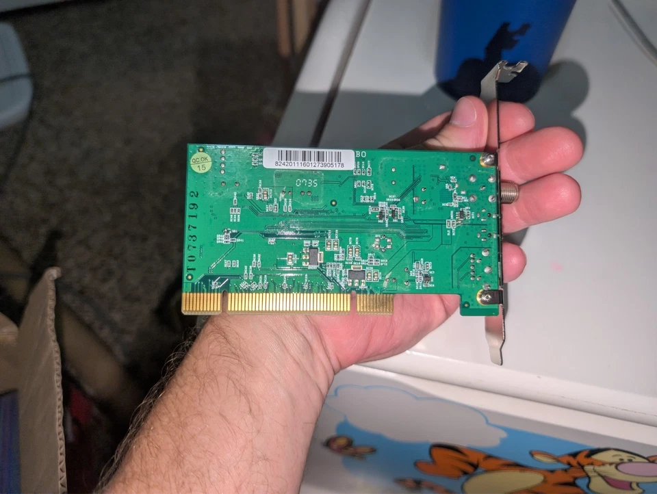 Pinnacle PCTV 800i - Video Capture/TV Tuner PCI Card - Image 2 of 3